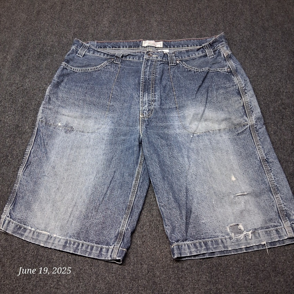 VTG‎ Y2K Levi's Denim Shorts Men Size 38 Blue Faded Distressed 12" Inseam High